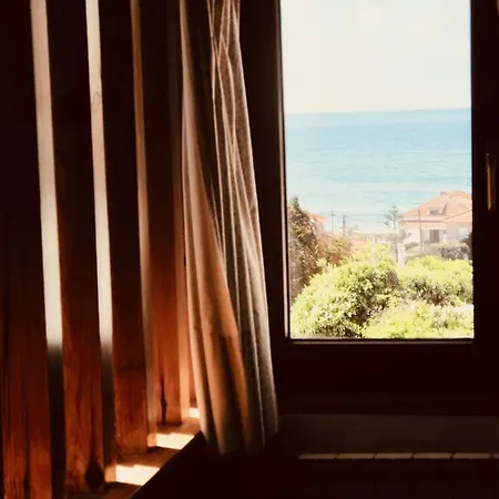 Homestay Casa Da Bela Vista Azenhas do Mar